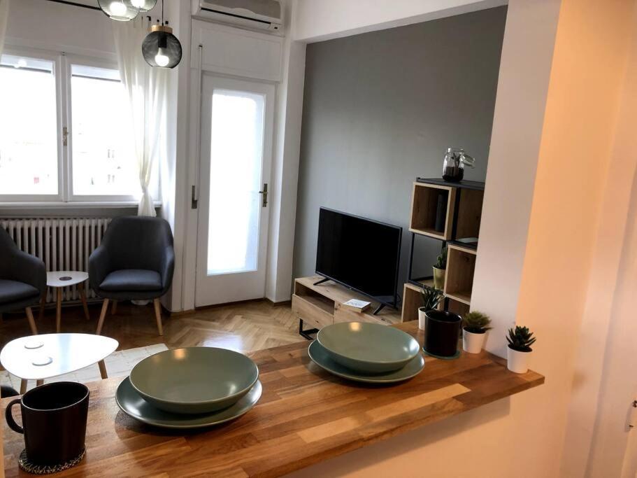 Lovely Studio Бухарест Экстерьер фото