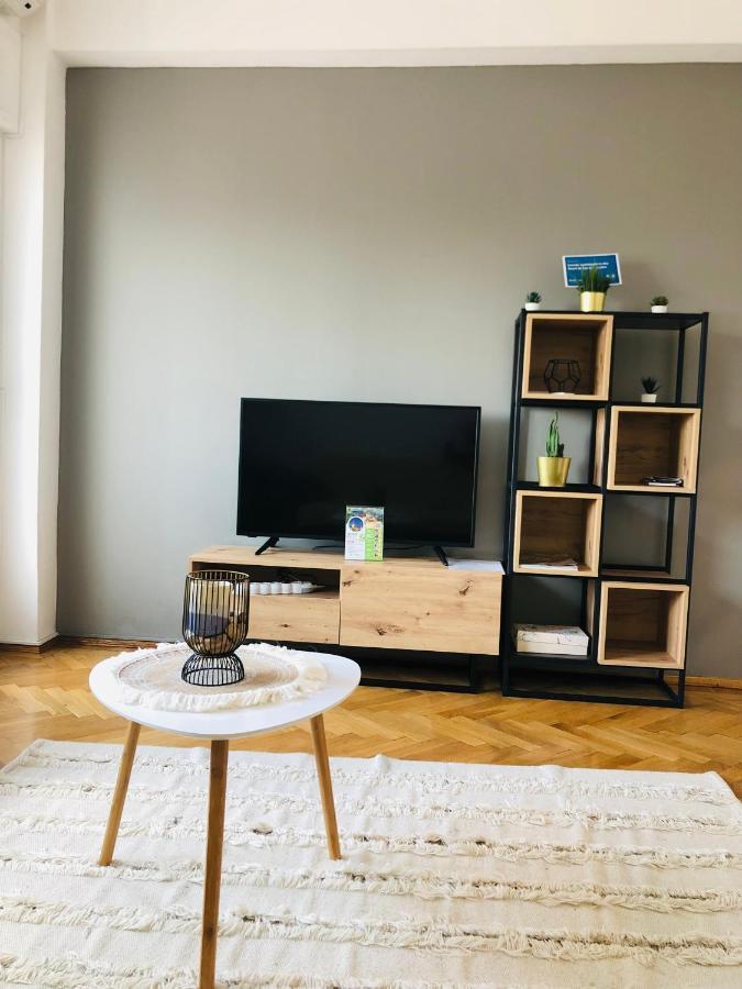 Lovely Studio Бухарест Экстерьер фото
